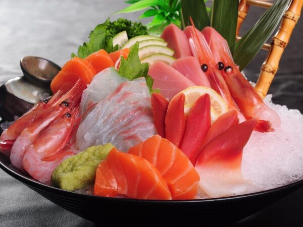 Celebrity Chef Opens Innovative Zero-Waste Restaurant 